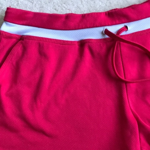 ❤️ Red running shorts - Picture 2 of 3